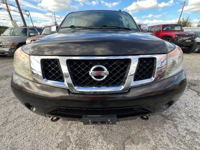 Used 2014 Nissan Armada 2WD image 2