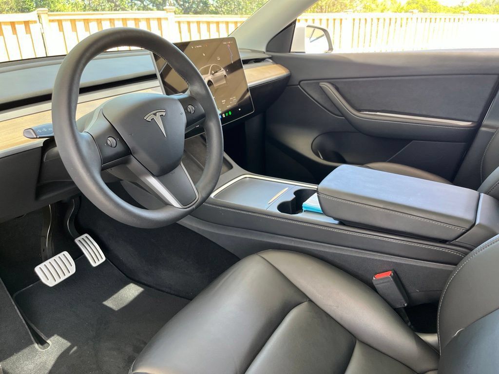 Used 2022 Tesla Model Y Performance AWD/4WD image 33