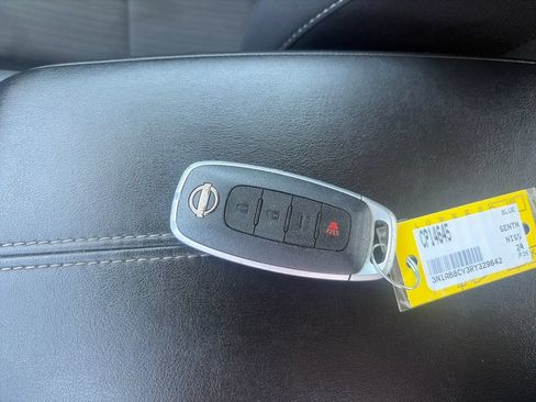 Used 2024 Nissan Sentra SV FWD image 28
