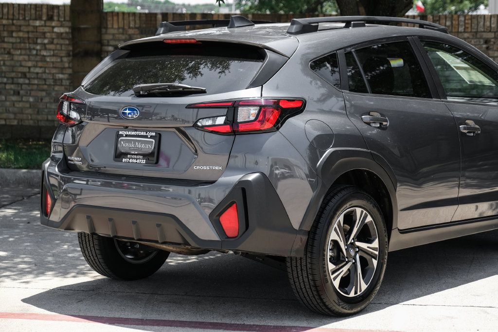 Used 2024 Subaru Crosstrek 2.0i Premium AWD/4WD image 16