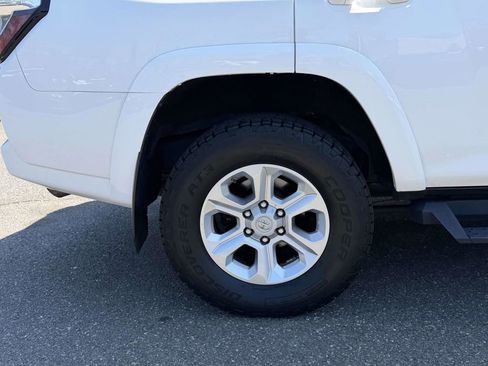 Used 2019 Toyota 4Runner SR5 Premium AWD/4WD image 11