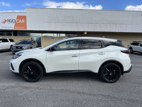 Used 2024 Nissan Murano SV w/ SV Midnight Edition Package image 3