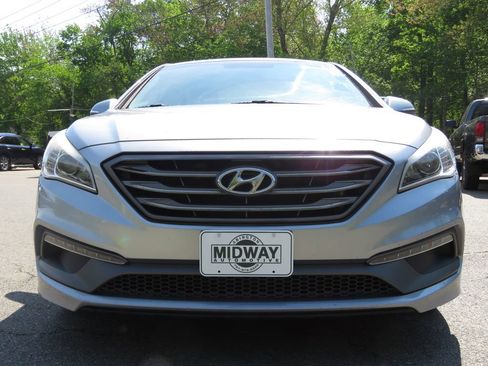 Used 2017 Hyundai Sonata Sport w/ Value Edition Package 02 FWD image 2