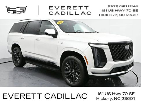 Certified 2025 Cadillac Escalade Sport w/ LPO, ONYX Package AWD/4WD image 1