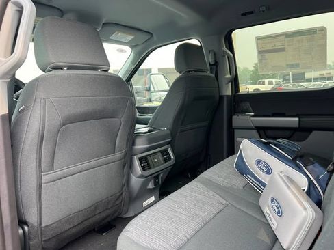 New 2026 Ford F350 XLT w/ XLT Premium Package AWD/4WD image 46