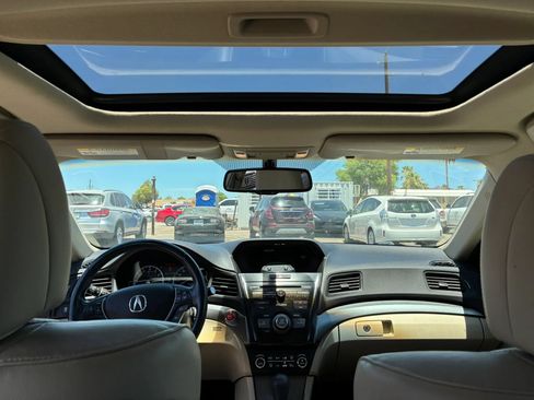 Used 2014 Acura ILX w/ Premium Package FWD image 22