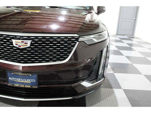 Used 2020 Cadillac XT6 Premium Luxury w/ LPO, Floor Liner Package image 8
