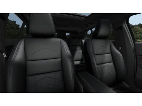 New 2026 BMW X2 xDrive28i w/ Convenience Package AWD/4WD image 11