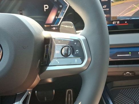 Certified 2025 BMW X3 xDrive30i w/ Premium Package image 19