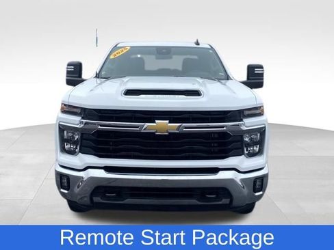 Certified 2025 Chevrolet Silverado 2500 LT w/ Convenience Package AWD/4WD image 2