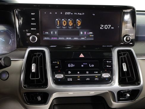 Used 2022 Kia Sorento SX Prestige w/ Panoramic Sunroof Package AWD/4WD image 49