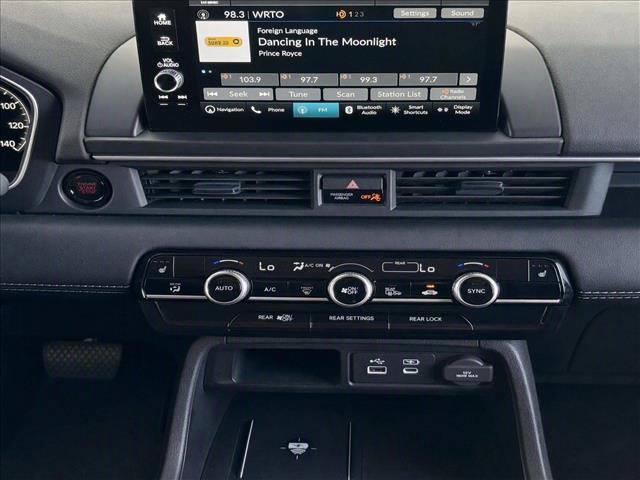 Certified 2023 Honda Pilot Touring image 19