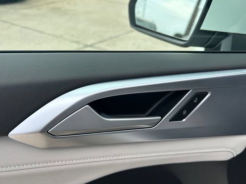 New 2026 Volkswagen Taos SE FWD image 45