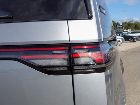 New 2025 Volkswagen ID. Buzz Pro S image 5