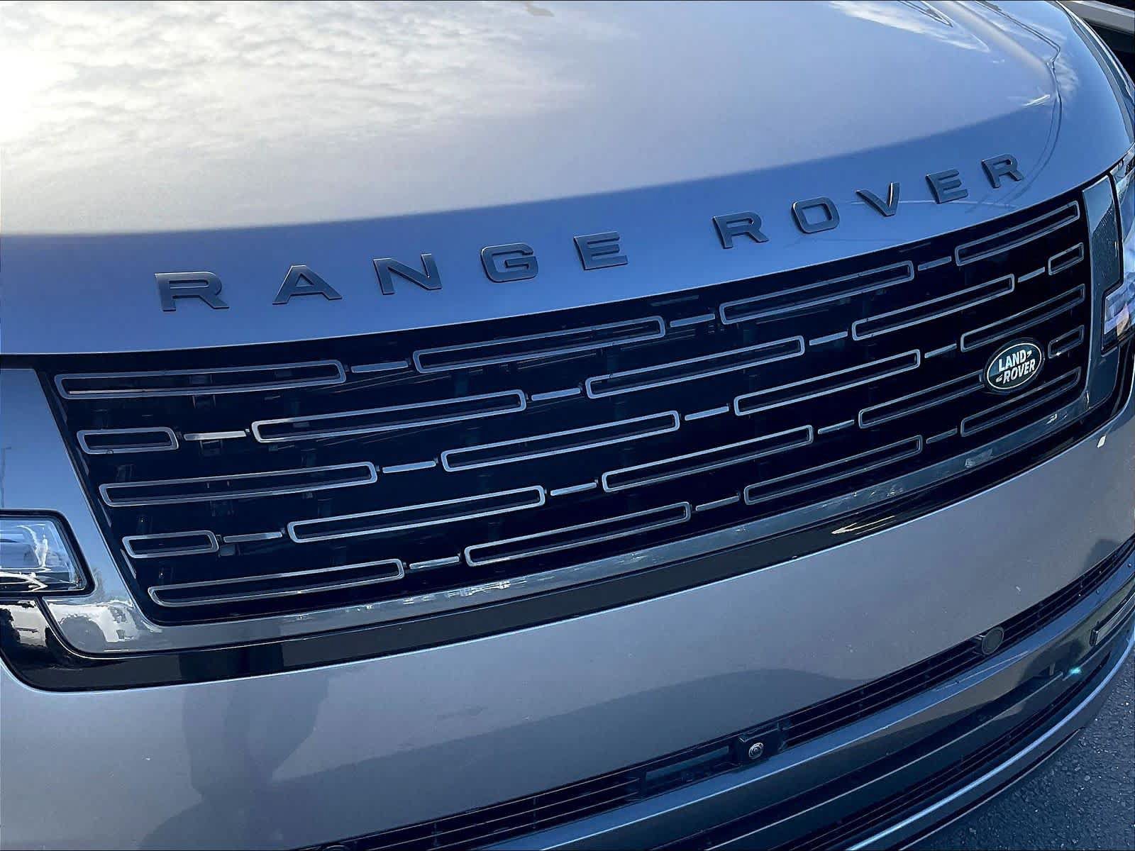 Used 2023 Land Rover Range Rover SE AWD/4WD image 32