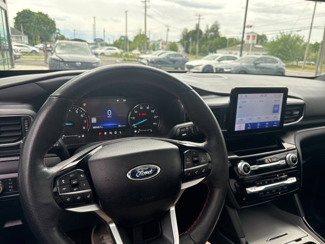 Used 2022 Ford Explorer ST-Line w/ Class IV Trailer Tow Package AWD/4WD image 24