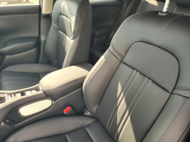 New 2027 Honda HR-V EX-L image 8