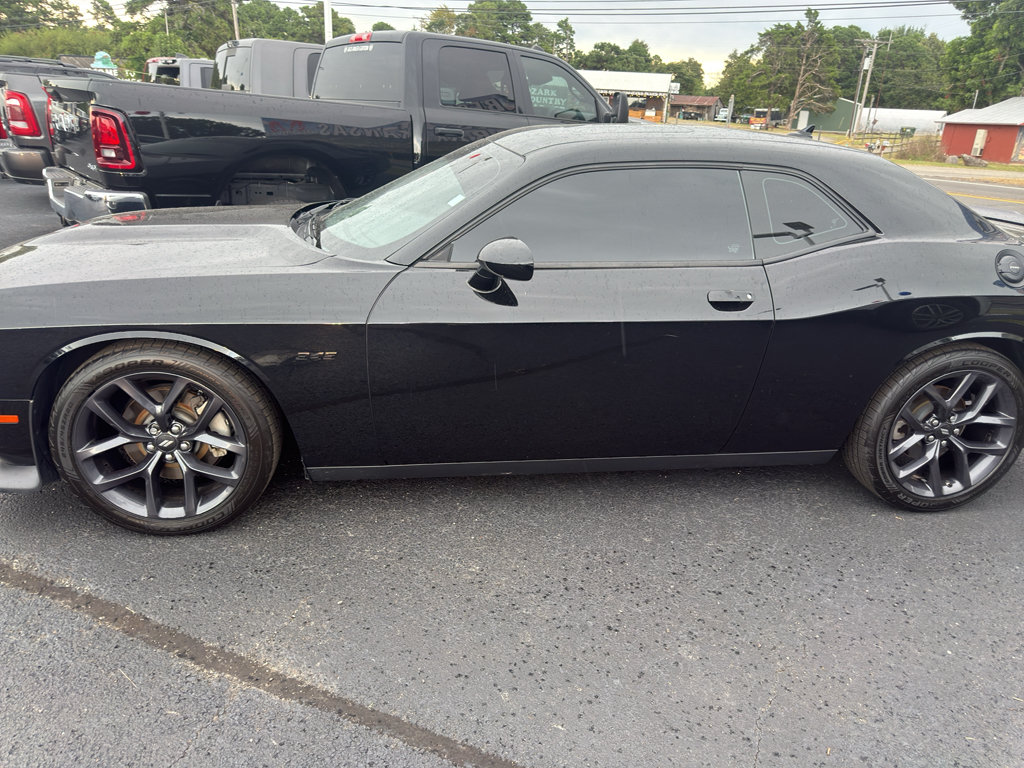 Used 2023 Dodge Challenger R/T w/ Plus Package RWD image 7
