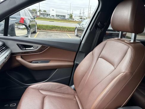 Used 2019 Audi Q7 2.0T Premium Plus w/ Premium Plus Package image 16
