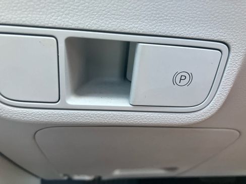 Used 2025 Hyundai Kona SEL FWD image 13