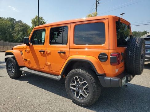 New 2025 Jeep Wrangler Unlimited Sahara image 4