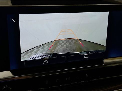 Used 2024 Chevrolet Silverado 2500 LT image 14