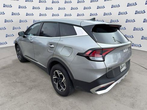 Used 2024 Kia Sportage LX AWD/4WD image 5