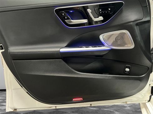 Used 2022 Mercedes-Benz C 300 4MATIC Sedan image 22