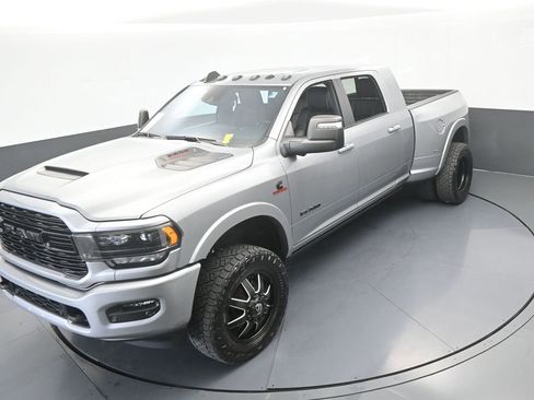 Used 2024 RAM 3500 Limited image 49