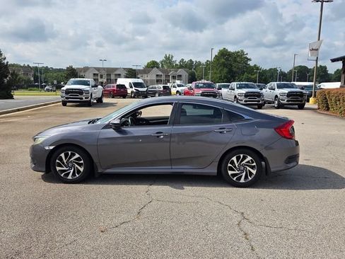 Used 2016 Honda Civic EX image 4