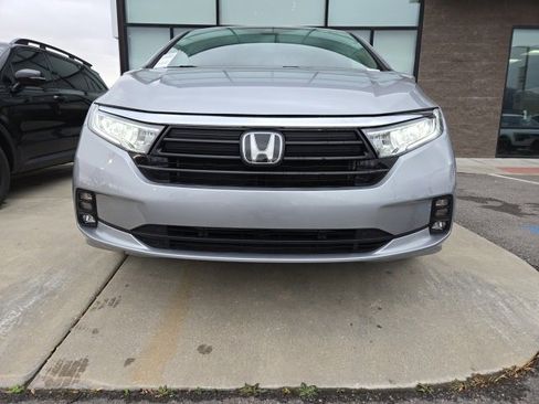 Used 2024 Honda Odyssey EX-L image 8