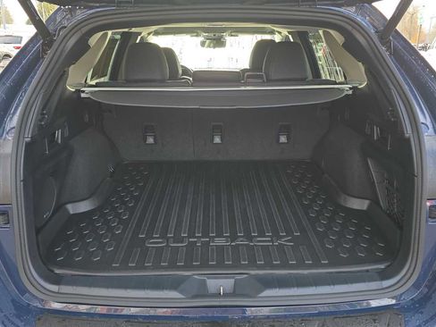 Used 2023 Subaru Outback Touring w/ Popular Package #2 image 18