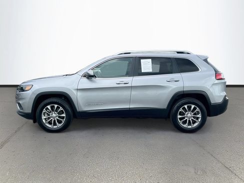 Used 2021 Jeep Cherokee Latitude Lux w/ Sun & Sound Group AWD/4WD image 4