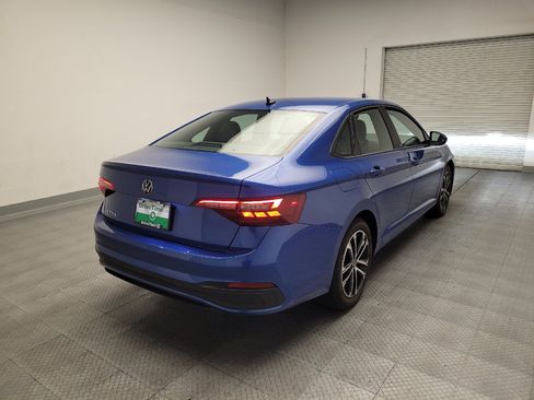 Used 2024 Volkswagen Jetta Sport FWD image 9
