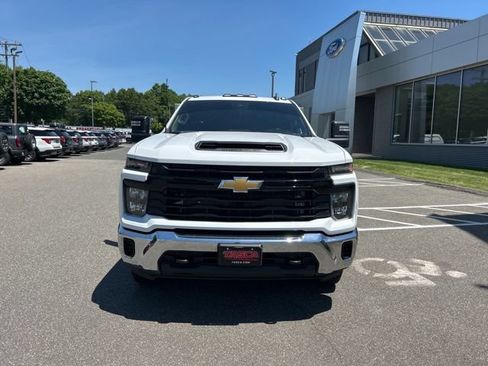 Used 2024 Chevrolet Silverado 3500 W/T w/ WT Convenience Package AWD/4WD image 2