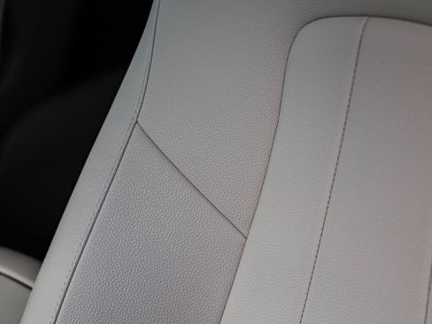 Certified 2025 Mercedes-Benz GLA 250 GLA 250 image 24