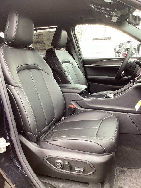 New 2024 Jeep Grand Cherokee Limited 4xe w/ Luxury Tech Group II AWD/4WD image 20