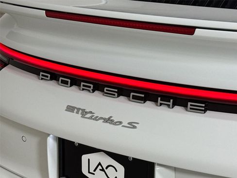 Used 2022 Porsche 911 Turbo S w/ 911 Turbo Sportdesign Package image 35