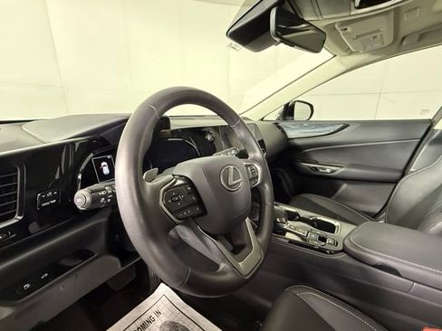 Certified 2024 Lexus NX 250 FWD image 7