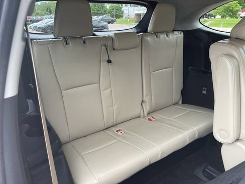 Used 2023 Toyota Highlander Limited AWD/4WD image 23