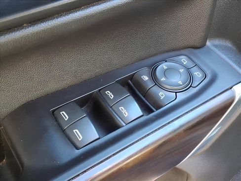 Used 2019 GMC Sierra 1500 SLT image 10