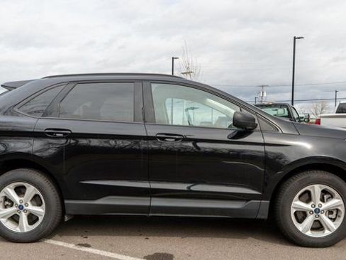 Used 2022 Ford Edge SE AWD/4WD image 5