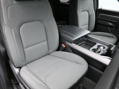 Used 2023 RAM 1500 Big Horn AWD/4WD image 41