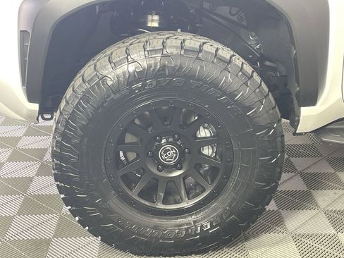 New 2026 Toyota 4Runner TRD Off-Road image 9