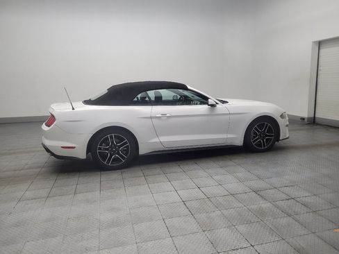 Used 2020 Ford Mustang Premium RWD image 10