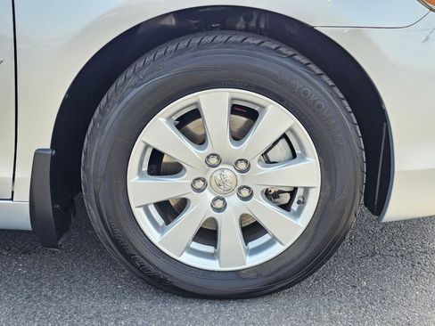 Used 2007 Toyota Camry Hybrid FWD image 9