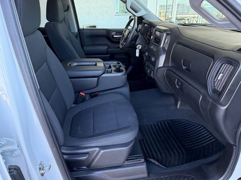 Used 2021 Chevrolet Silverado 1500 Custom w/ Safety Confidence Package image 20