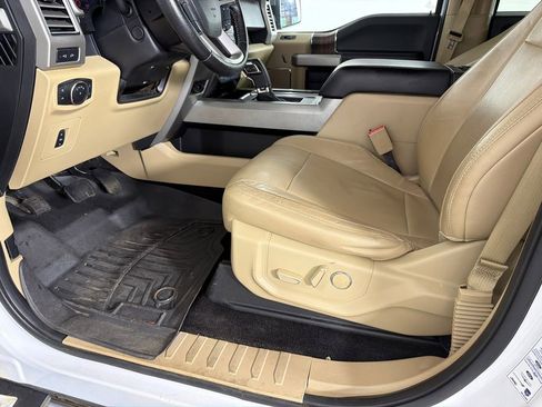 Used 2015 Ford F150 Lariat w/ Equipment Group 502A Luxury image 10