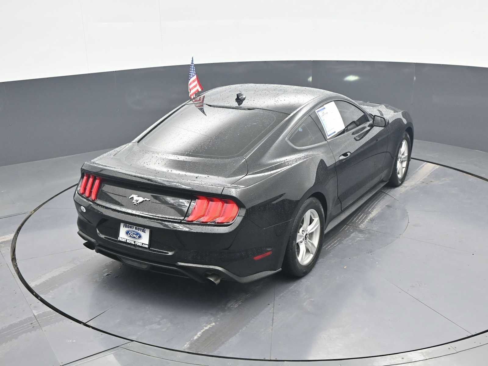 Used 2020 Ford Mustang Coupe RWD image 28