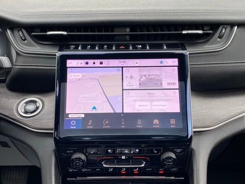 Certified 2021 Jeep Grand Cherokee L Limited w/ Luxury Tech Group II image 38